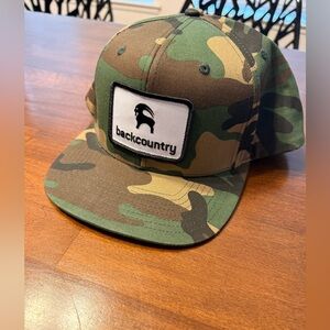 Backcountry patch SnapBack Cap - Green Camo